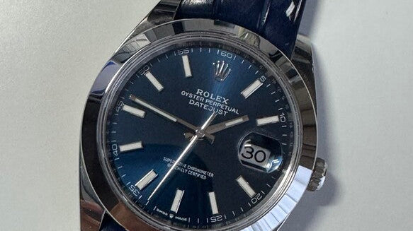 ロレックス デイトジャスト 41mm 126300ブルー用 クロコダイル革 ネイビーブルー カーブエンド時計ベルト革 腕時計バンドオーダー