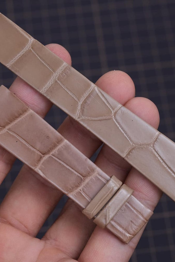 ベージュ クロコダイル 手作り ヘリ返し仕立て 時計ベルト