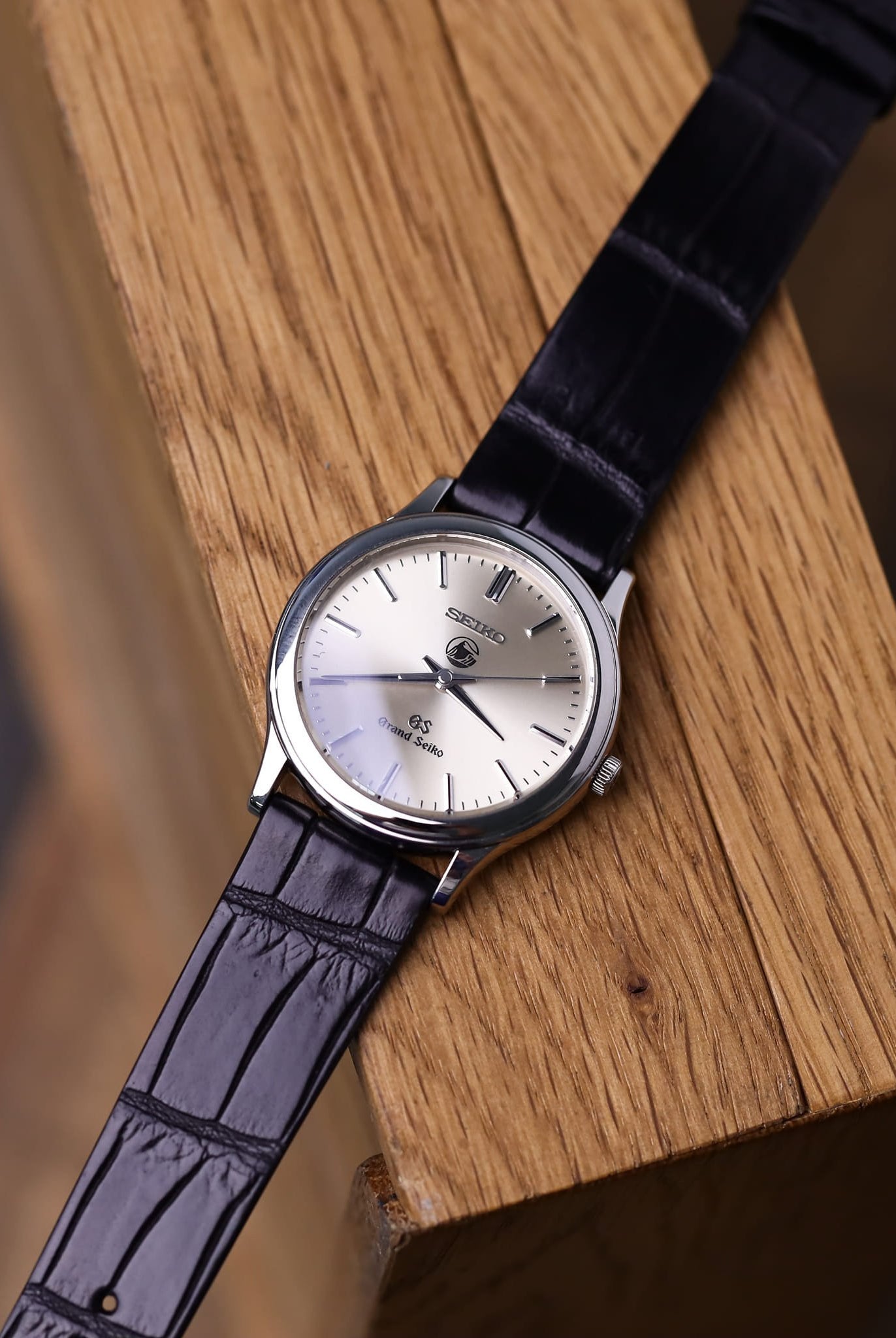 ヘリ返し仕立て クロコダイル 手作り 腕時計ベルト