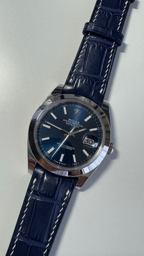 ロレックス デイトジャスト 41mm 126300ブルー用 クロコダイル革 ネイビーブルー カーブエンド時計ベルト革 腕時計バンドオーダー
