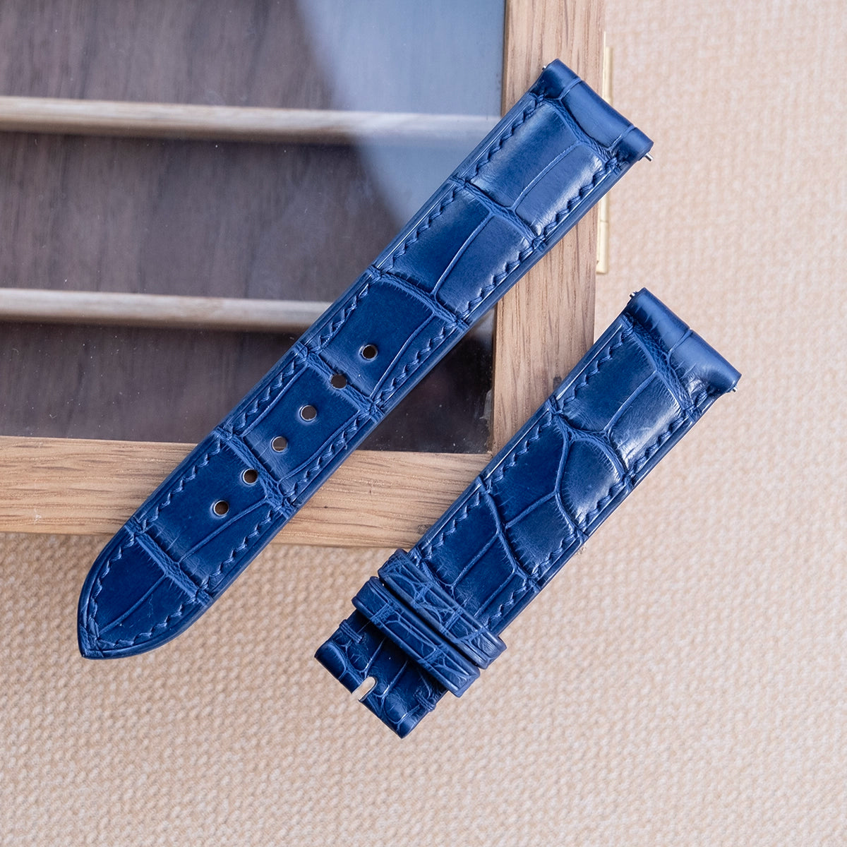 腕時計ベルト ハンドメイド ブルー アリゲーターワニ革