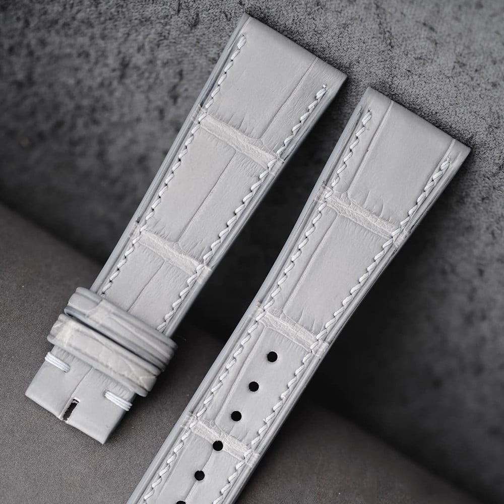 腕時計ベルト ハンドメイド ライトグレー アリゲーターワニ革