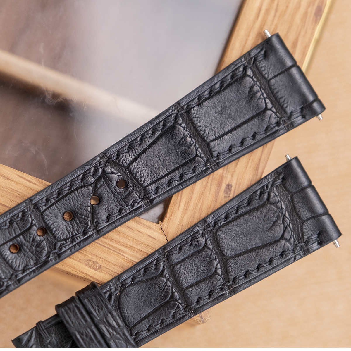 腕時計ベルト フラットタイプ ブラック アリゲーター ハンドメイド